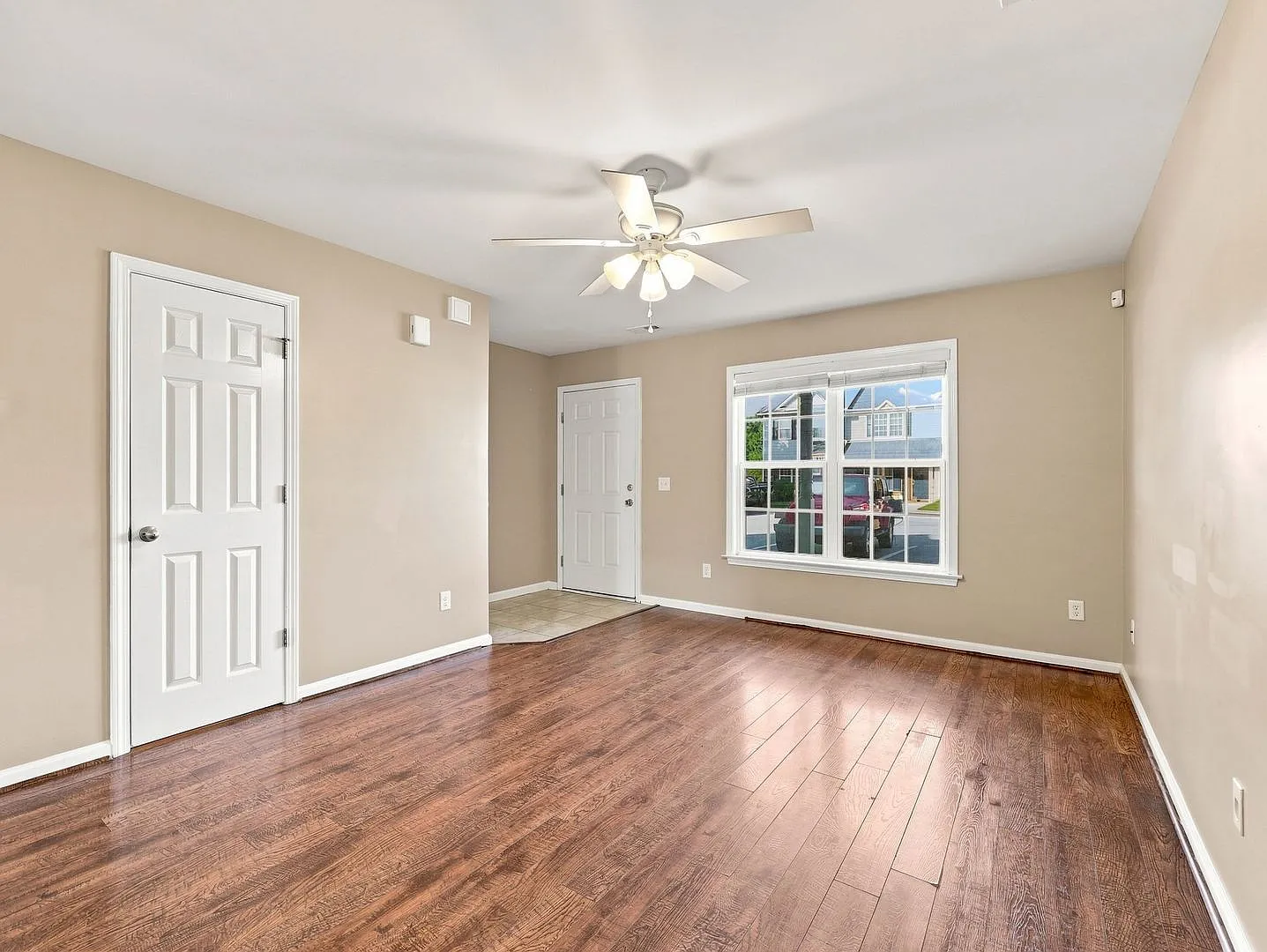 Townhome in Carolina Forest — Photo 4