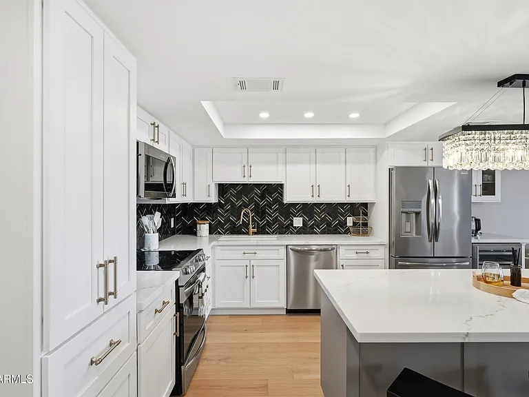7920 E Camelback Rd #605 — Photo 4