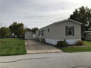 12040 Nicki Ln, Chardon, OH 44024