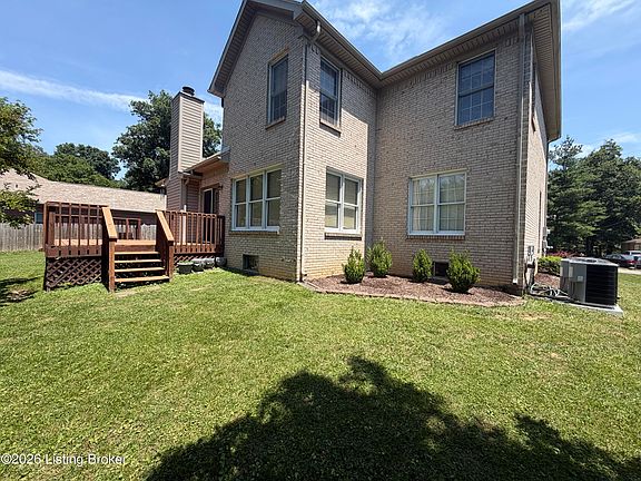 5th image of 55 Honeysuckle Way