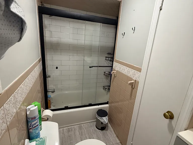 49 Linden St #1 — Photo 6