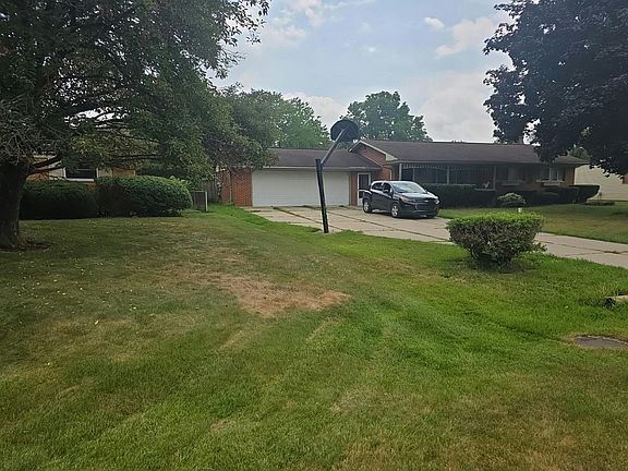 3rd image of 4483 Old Colony Dr