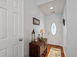 1811 N Charleston Cir, Columbia, MO 65202