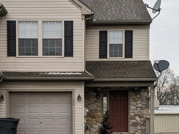 24 Granite Dr, East Earl, PA 17519