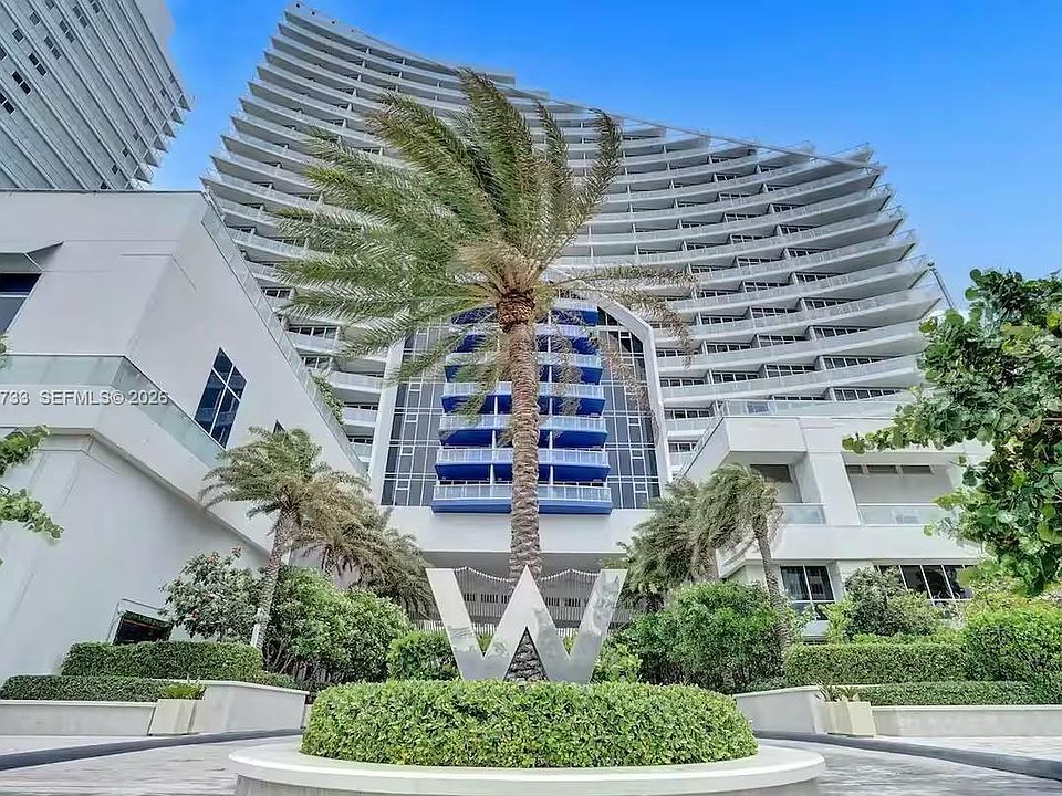 1st image of 3101 Bayshore Dr #1205