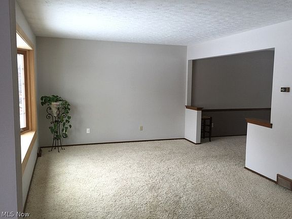3rd image of 21086 Jonathan Dr