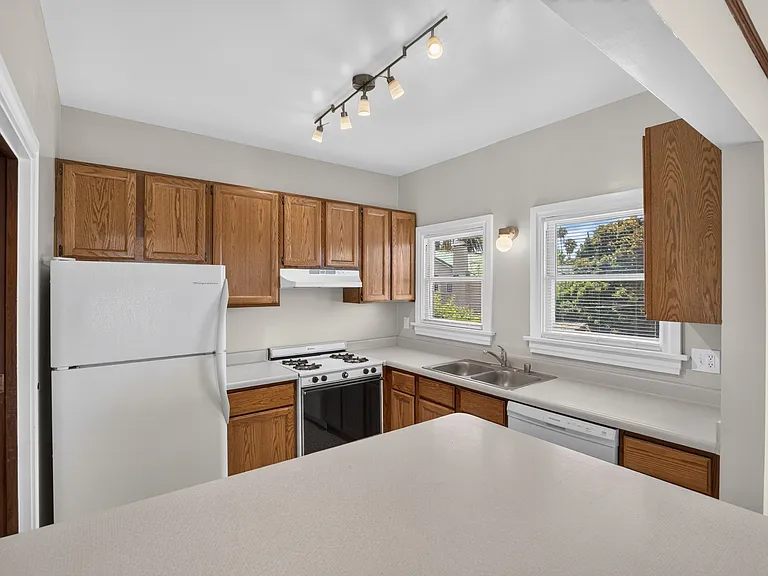 2922 E Broadway #2922 — Photo 12