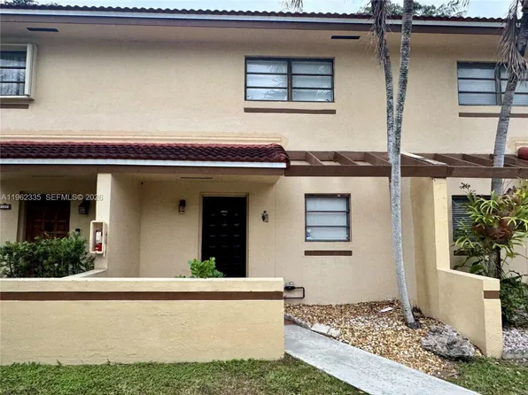 6375 SW 136th Ct APT 105-I, Miami, FL 33183