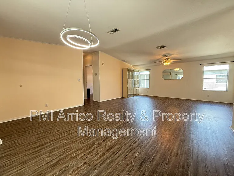 3515 Zephyr Ln — Photo 7