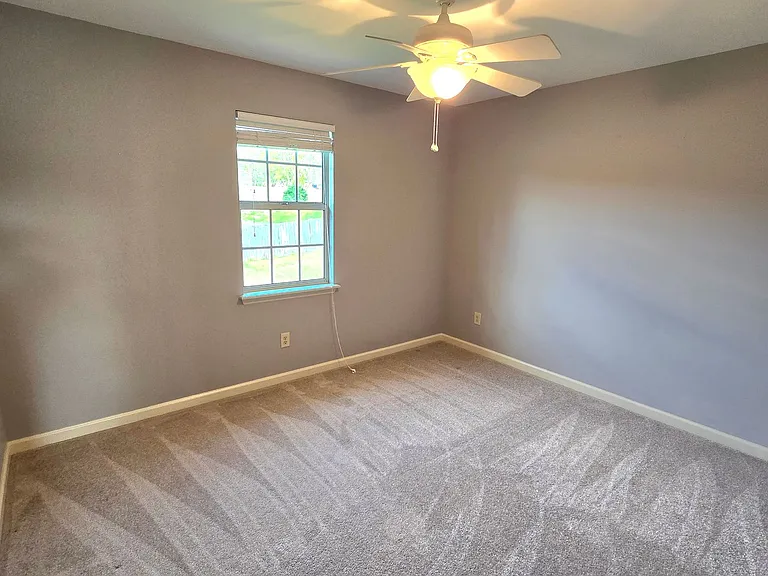 4517 Crosland Dr — Photo 20