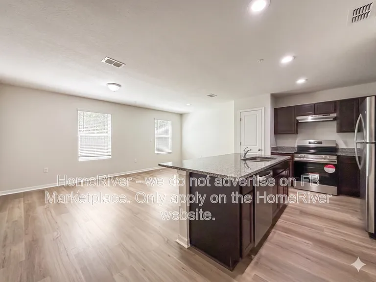 7656 Mailes Ct #202 — Photo 6