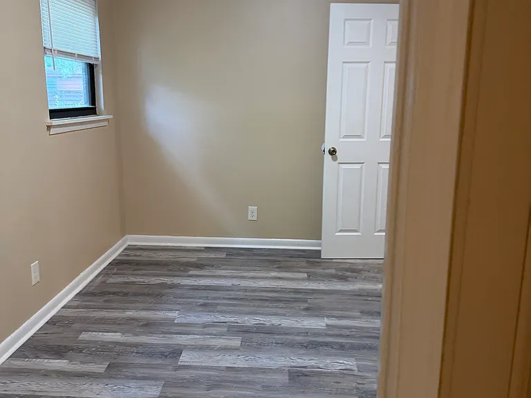 508 Ellen Dr — Photo 12