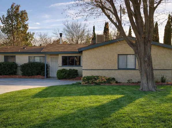 526 E Nugent St, Lancaster, CA 93535