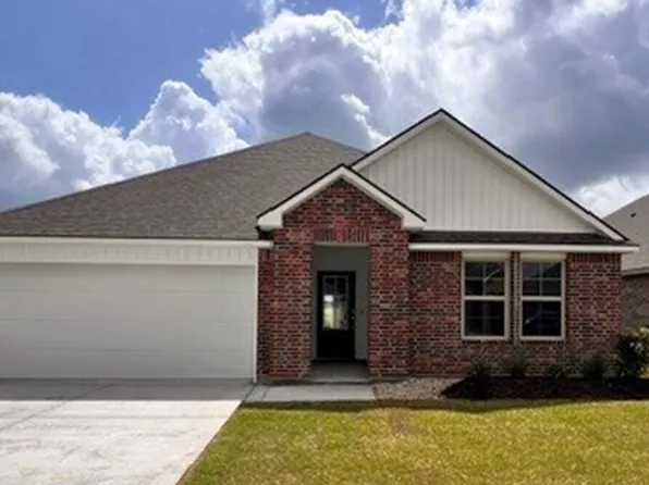 140 Lake Ridge Dr, Broussard, LA 70518