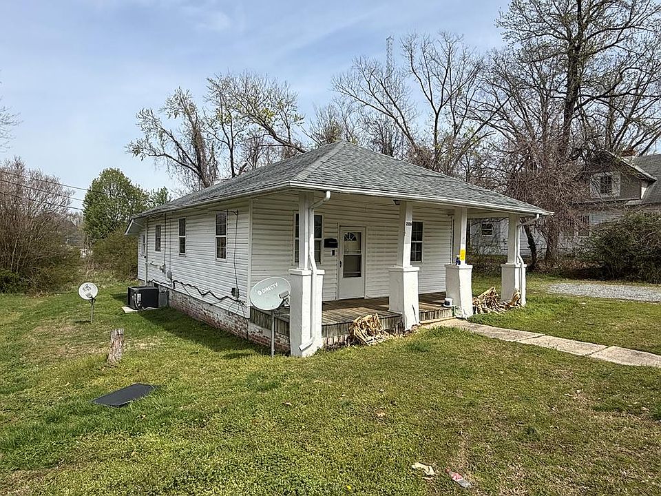 1st image of 201 Withers Rd