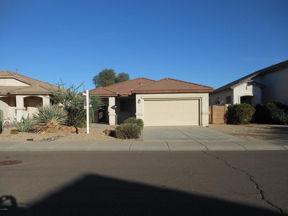 1st image of 17657 N 167th Dr