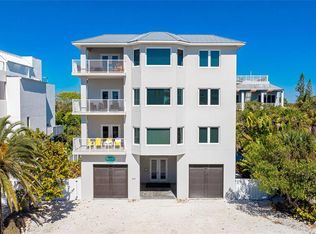 645 Beach Rd, Sarasota, FL 34242