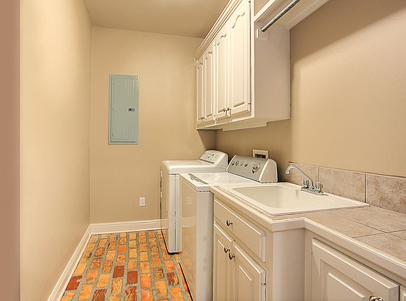 5th image of 39367 Lakeland Ave