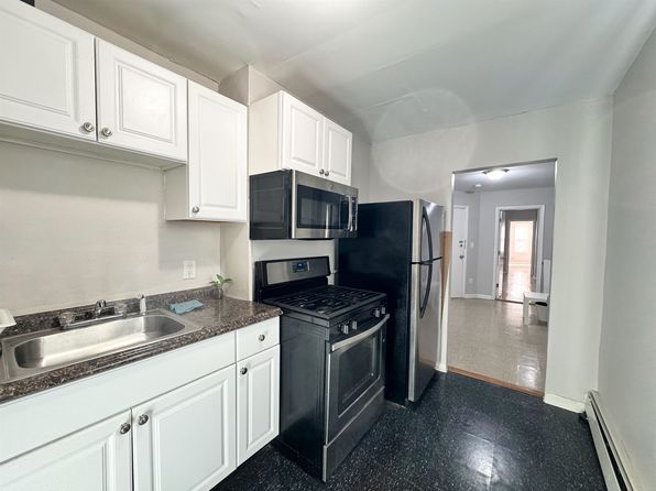 2275 Kennedy Blvd #3