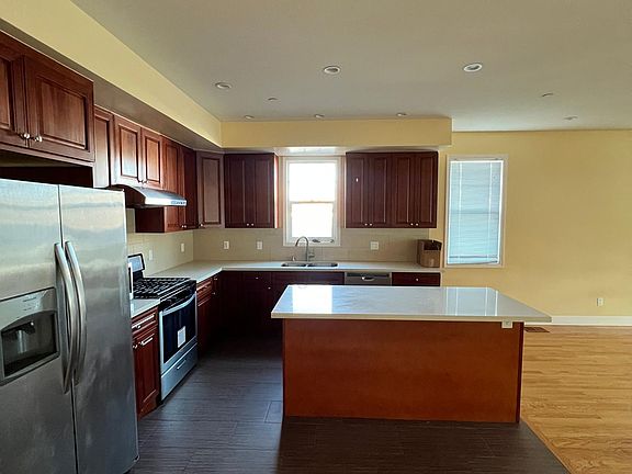 5th image of 108 Werner Ave #2
