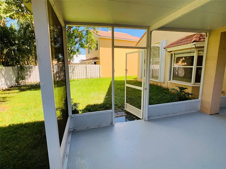 18801 NW 12th St — Photo 51