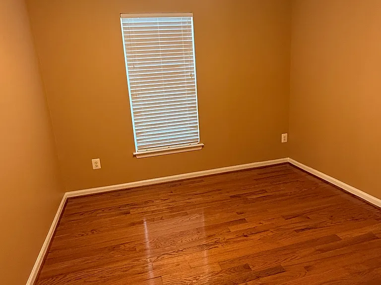 10404 Damascus Park Ln — Photo 30