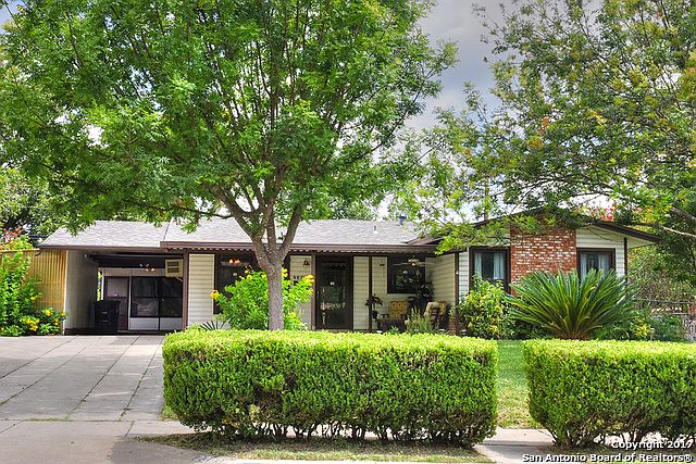 1st image of 2303 Spicewood Dr