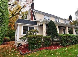 284 W Clinton Ave, Tenafly, NJ 07670