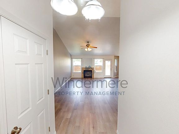2nd image of 949 Carmella St
