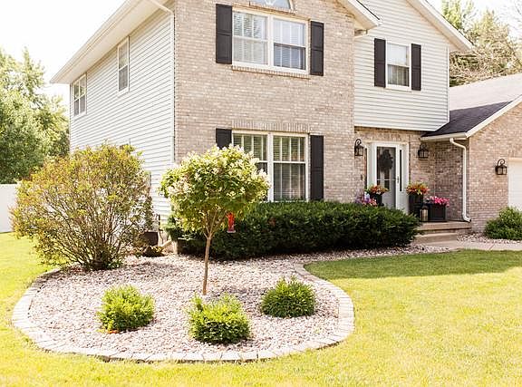 2nd image of 2602 Mara Dr