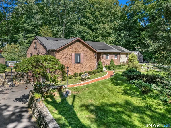 68 Parry Road, Stamford, CT 06907