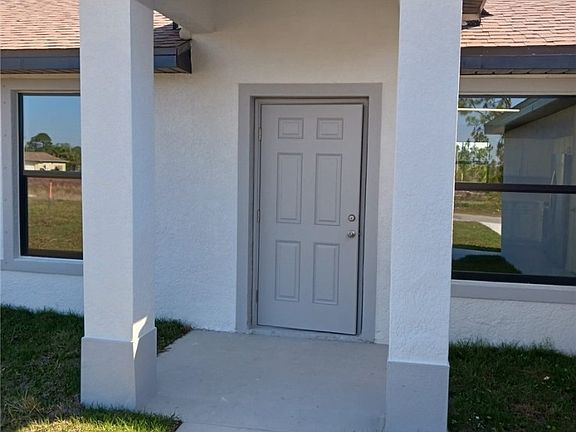 2nd image of 936 Marilyn Ave S
