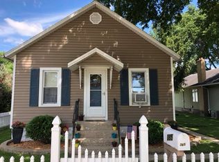 385 S Mazon St, Coal City, IL 60416
