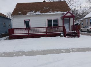 813 Fitzhugh St, Bay City, MI 48708