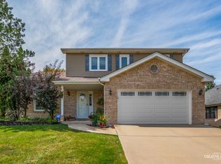 410 Wexford Dr, Lemont, IL