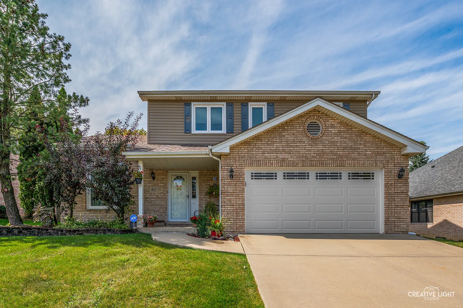 410 Wexford Dr photo 1