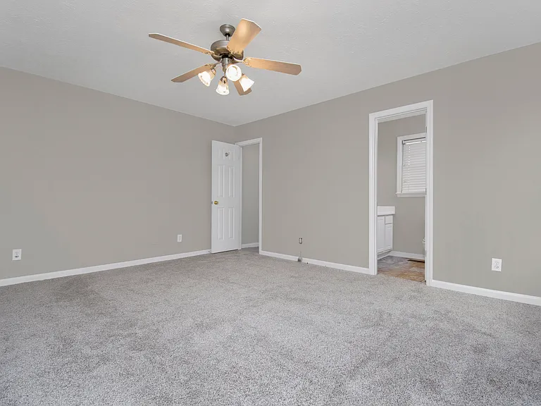 7308 Weathergreen Dr — Photo 26