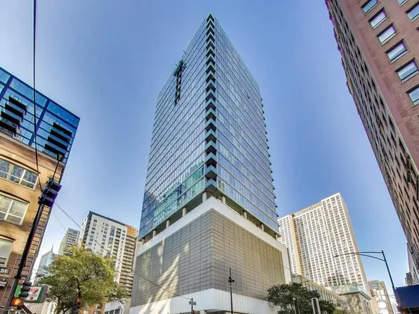 550 N Saint Clair St APT 1303, Chicago, IL 60611