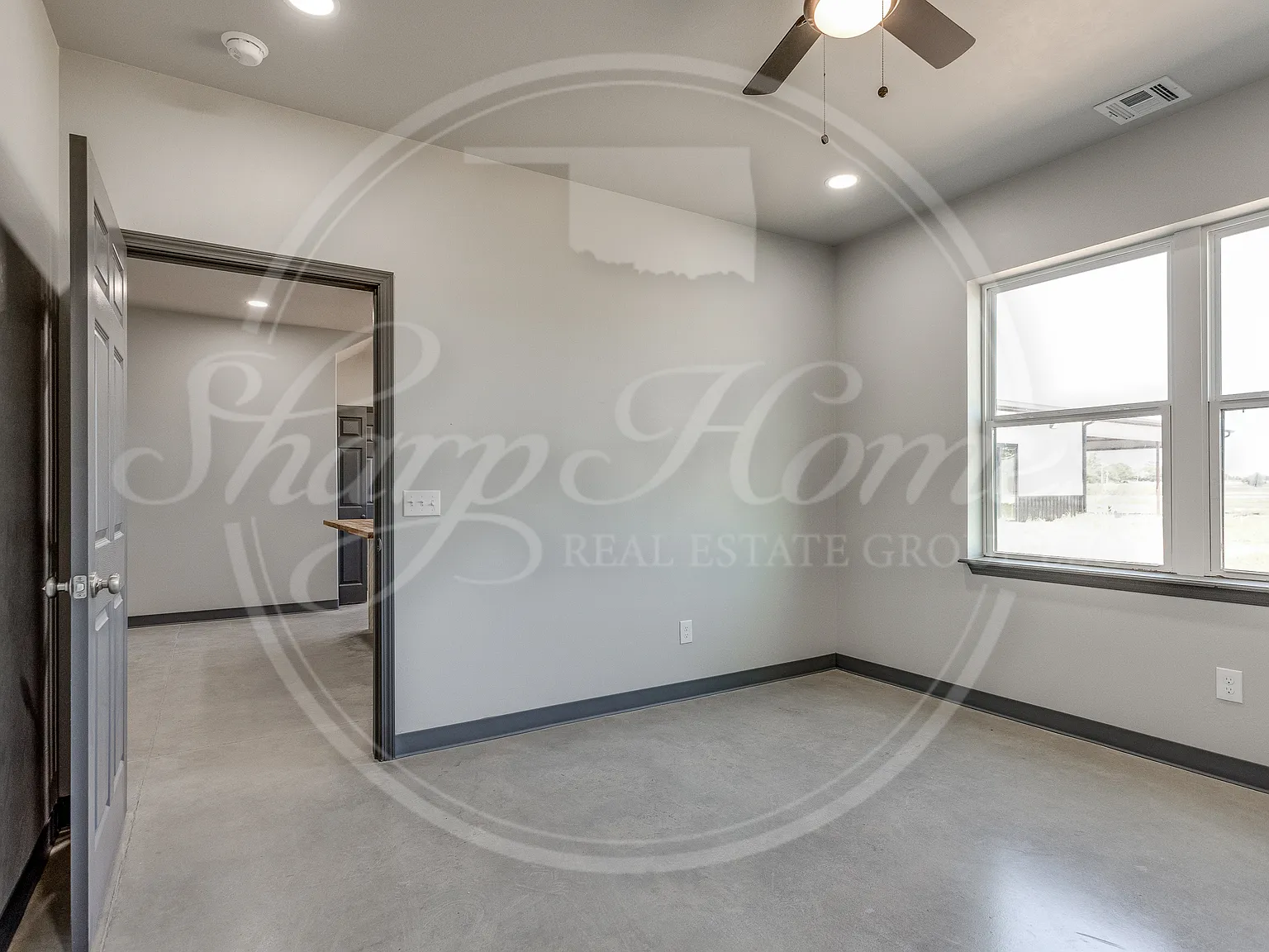3 bed, 2.5 bath, 1500 sqft, $1,595 — Photo 2