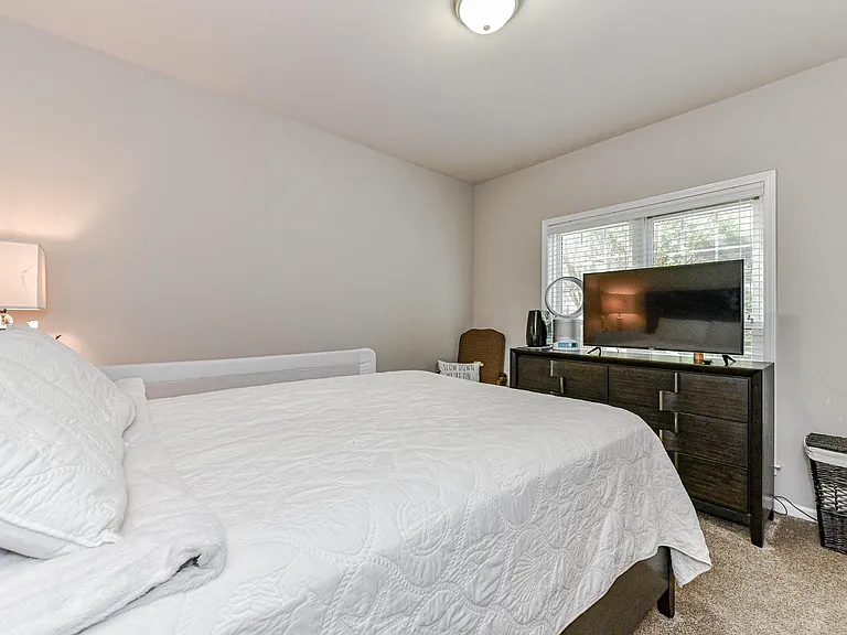 16829 Hampton Trace Rd — Photo 24