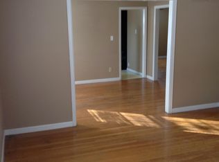 822 Raven Rd, Lexington, KY 40502