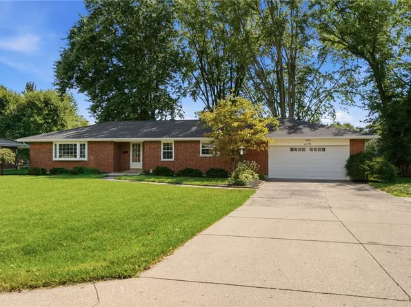 4179 W Franklin St, Bellbrook, OH 45305