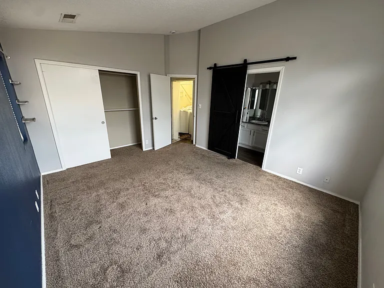 4756 Delaina Dr NE — Photo 9
