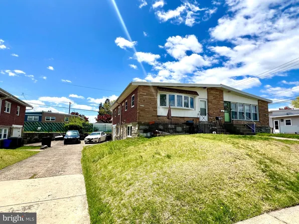 1102 Bingham St, Philadelphia, PA 19115
