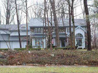 2925 Chichester Ln, Fort Wayne, IN 46815