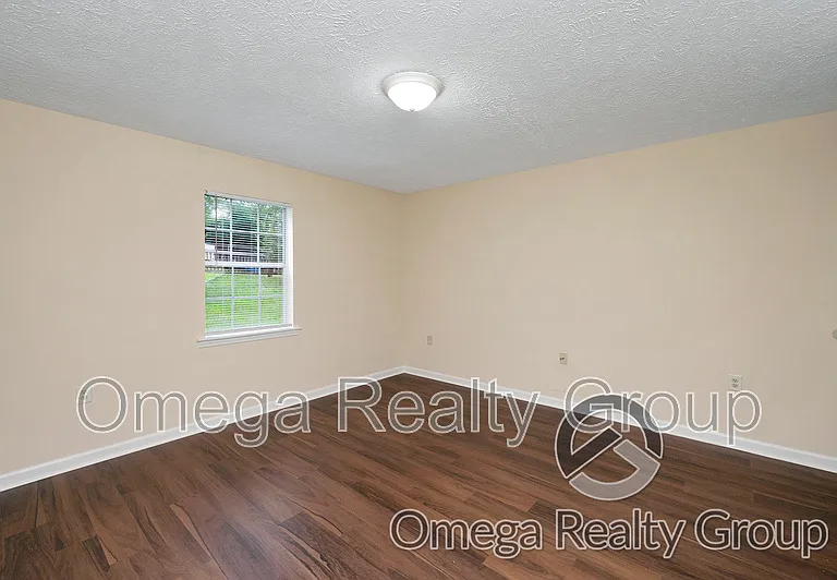 156 Patton St W #F — Photo 16