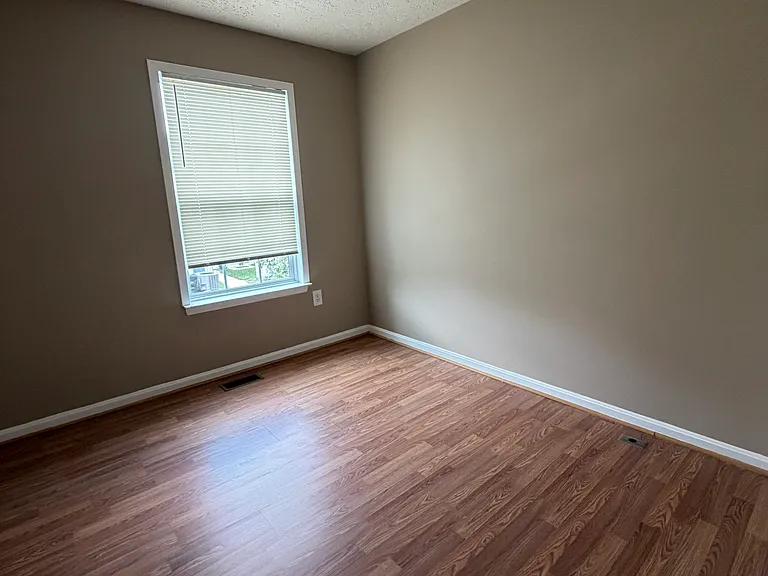 104 Azalea Ct #292 — Photo 5