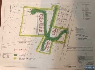 548 Goffle Rd, Hawthorne, NJ 07506