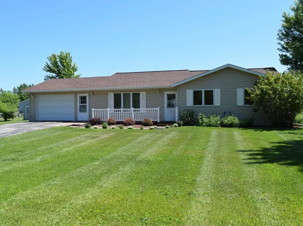 330 3rd St S, Middle River, MN 56737