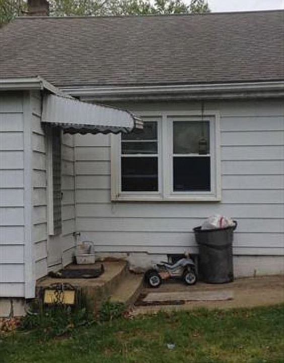 2nd image of 30 Park Rd